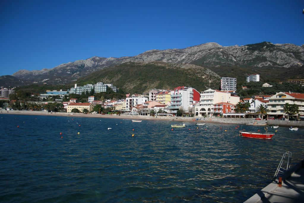 Apartments Slavica Rafailovici Будва Екстериор снимка